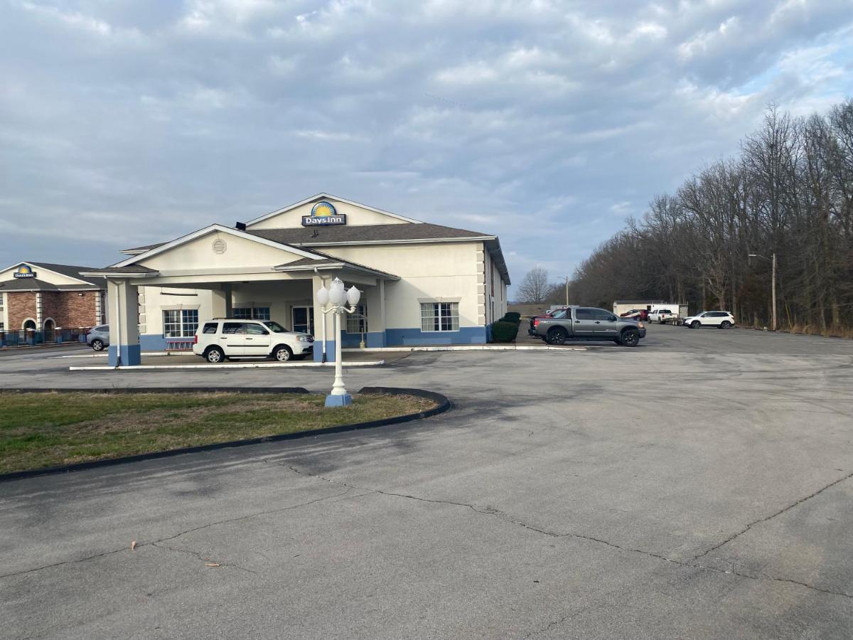 Days Inn By Wyndham Perryville Exterior photo